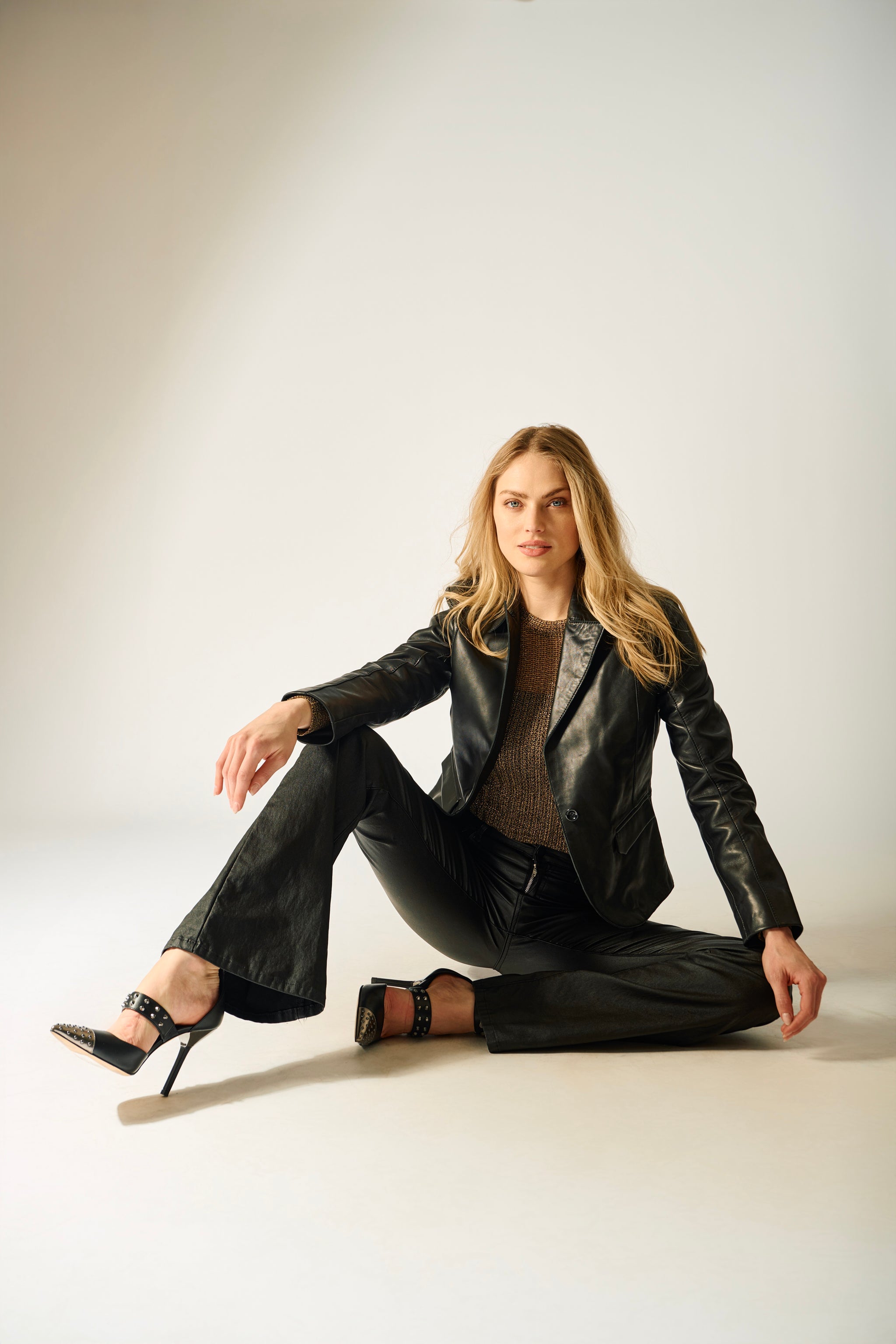 【Moon Margaret】EZRA FITCH レザージャケット M Megan RF Leather Blazer – Mauritius