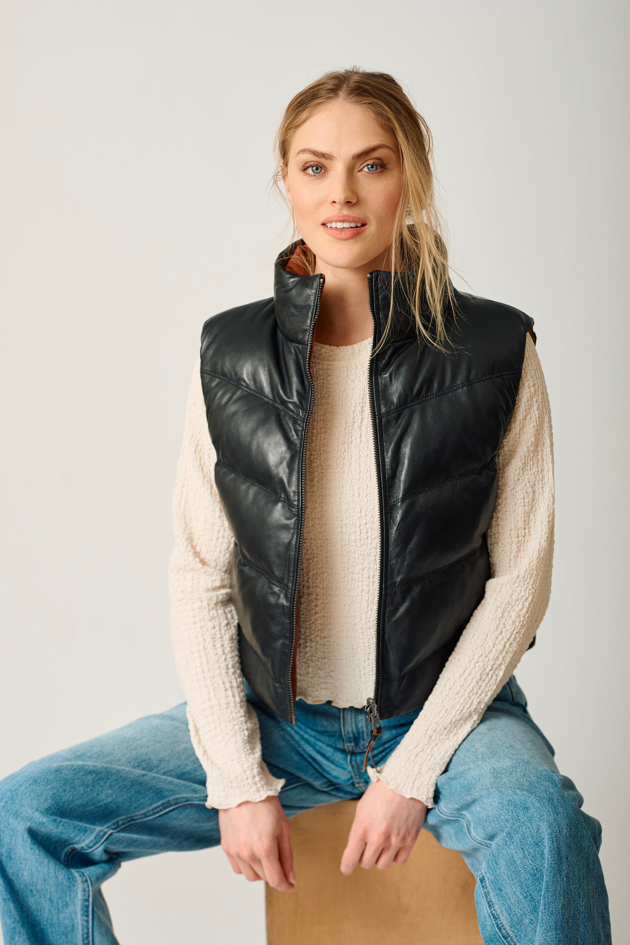 Ellen OS Leather Vest - Reversible – mauritiusleather